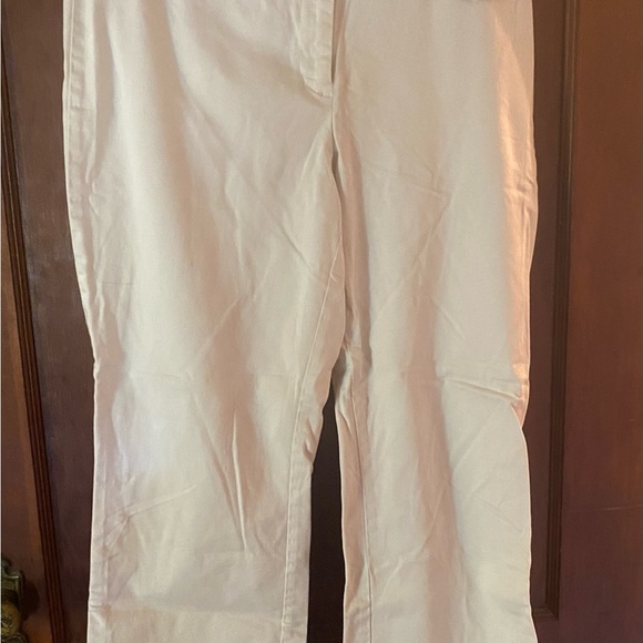 New York & Company Capris - Picture 8 of 8